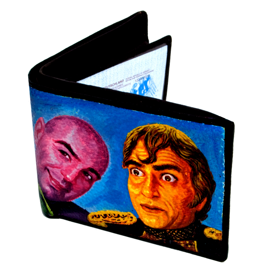 Bollywood fashion merchandise: Mens leather wallets